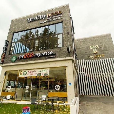 The City Hotel Csondzsu Kültér fotó